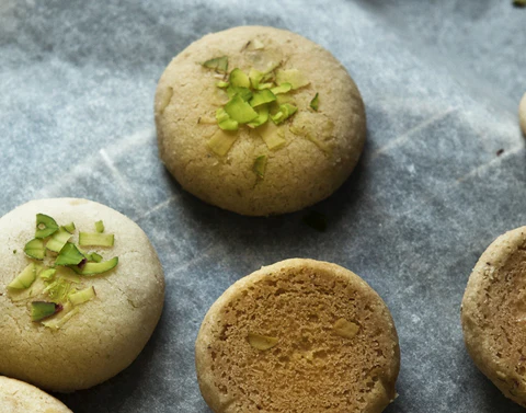 Pistachio cookies